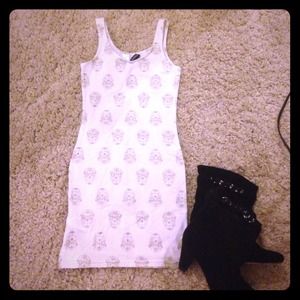 Fitted Sugar Skull Dreas 💀🍭💀