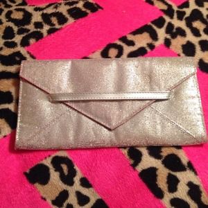 🆕💎Victoria Secret💎glitter clutch
