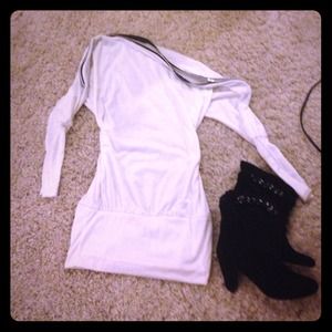 Long Sleeve Off The Shoulder Dress