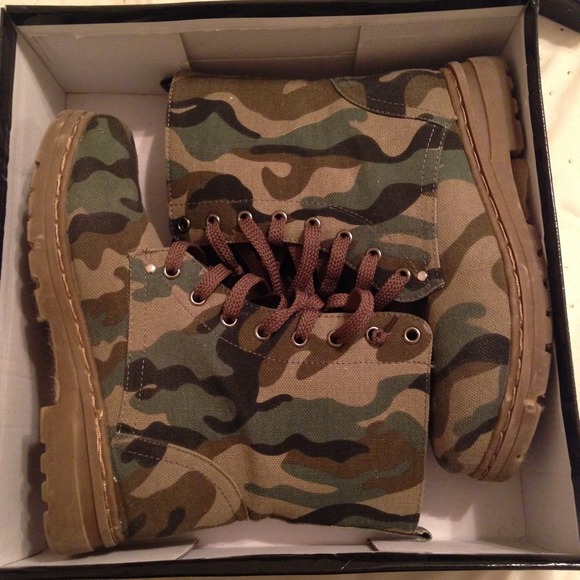 Boots - Military Camo Boots
