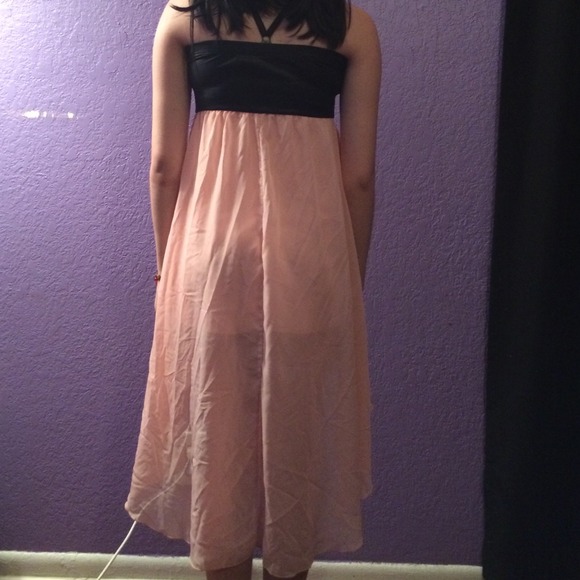 High low dress - Picture 2 of 4