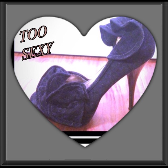 💲5⃣Dollhouse heels
