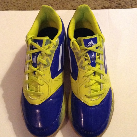 Adidas soccer like shoes