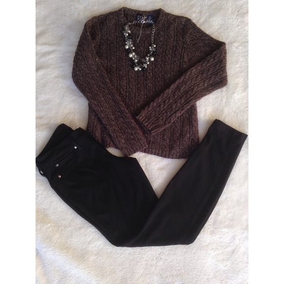 GAP Sweater