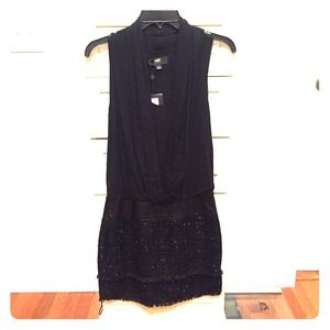 Mixed material black sleeveless dress