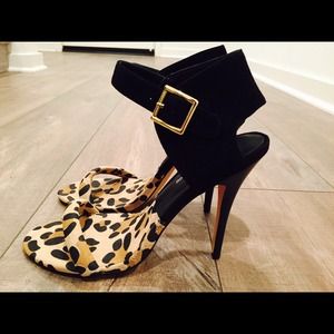 BRAND NEW Kensie Heels 7.5