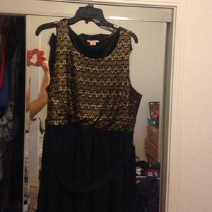 Beautiful gold and black holiday dress