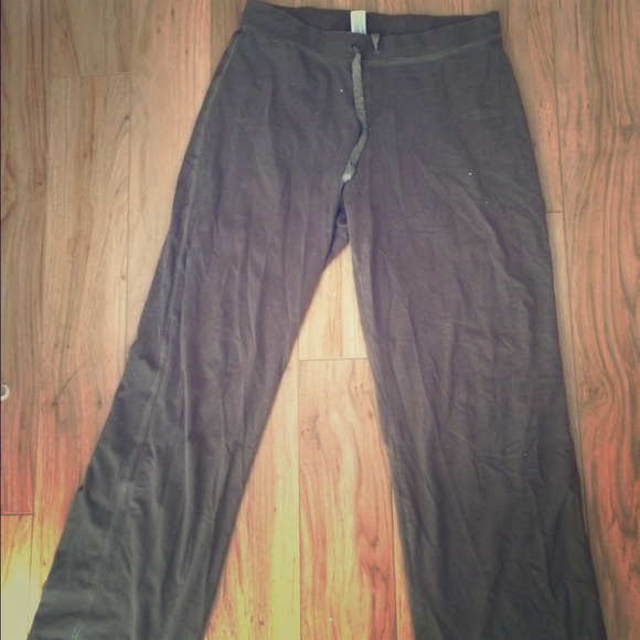 💖ENTIRECLOSETSALE💖Sweat or pajama pants