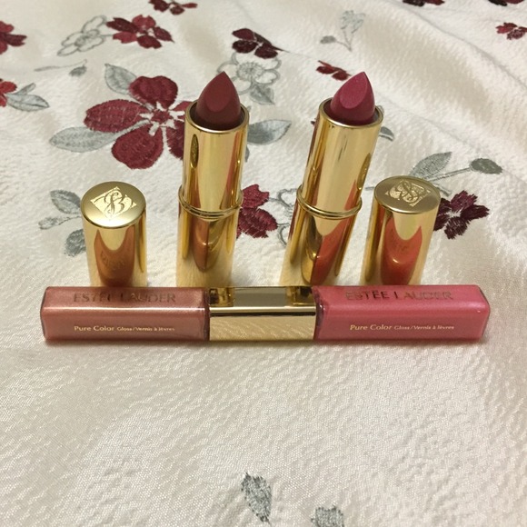 Estée Lauder GOLD Holiday Gift Set - Picture 3 of 4