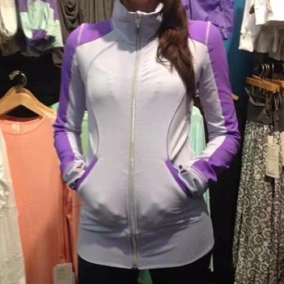 Lululemon contempo jacket size 8.