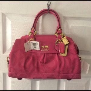 RARE NWT Fuchsia Coach Madison Sabrina Satchel