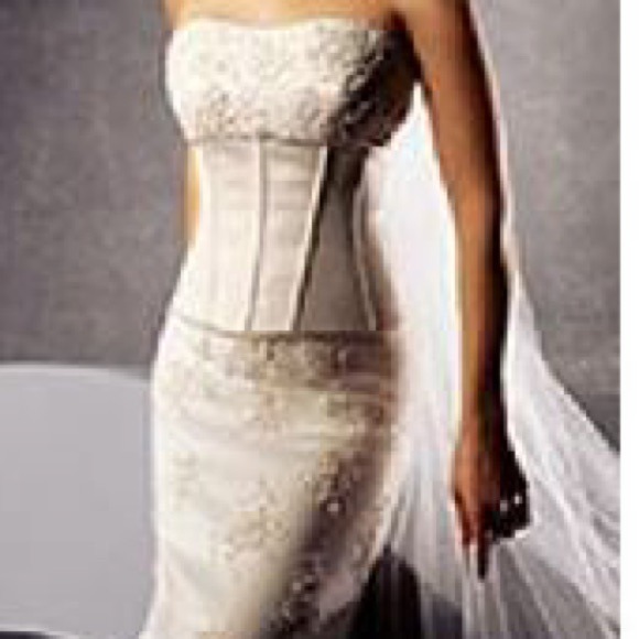 Oleg Cassini Wedding Dress