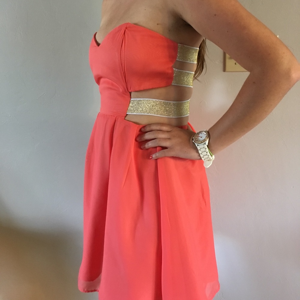Side cutout strapless coral and gold dress