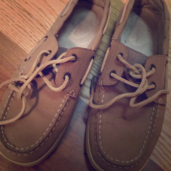 Sperry look a likes! Tan boat shoes