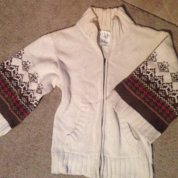 Cream zip up sweater