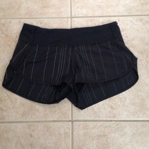 Lulu lemon speed shorts size 6