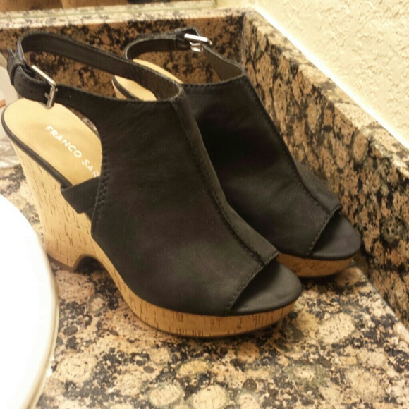Slingback mule wedges