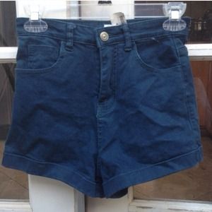 Brandy Melville Reina Shorts