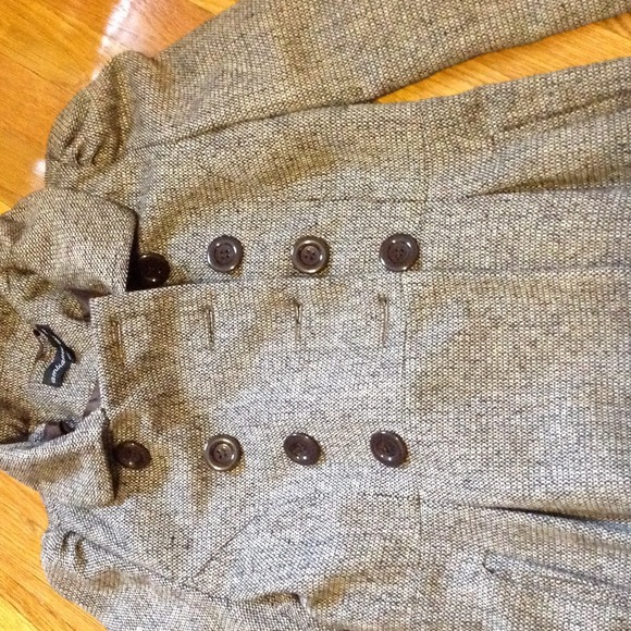 Really cute fall/winter coat - Picture 2 of 4