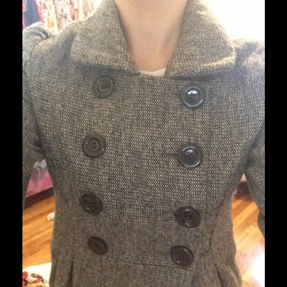 Really cute fall/winter coat - Picture 4 of 4