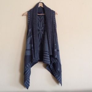 Grey droop knitted cardigan vest