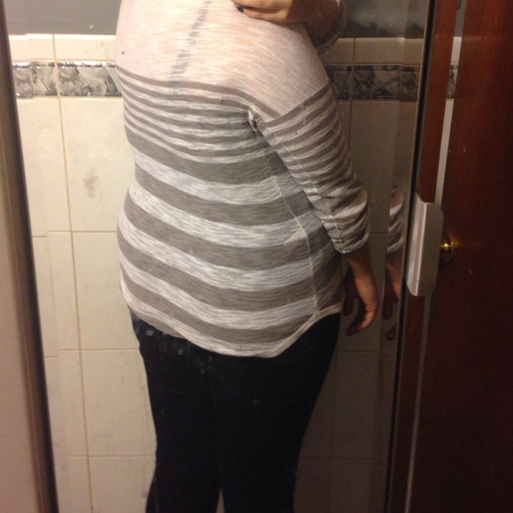 SOLD! Grey & White striped 3/4sleeved Shirt - Picture 3 of 4