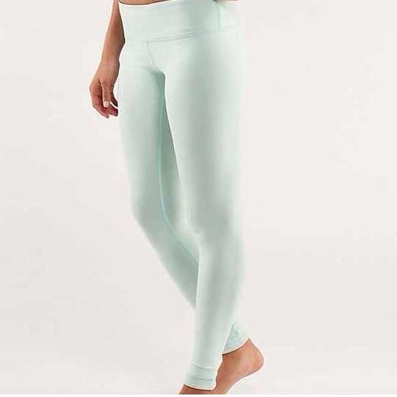 Reversible tiffany blue/black lululemon leggings