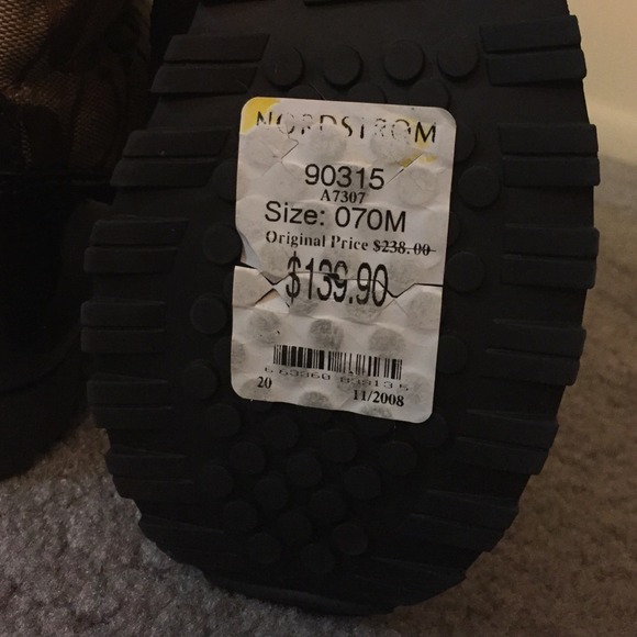 Coach snow boots. Brand new. - Picture 2 of 3