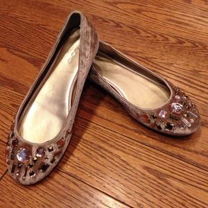 Aldo ballet flats, crushed velvet & jewels.