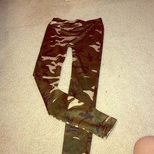 Camo Legging
