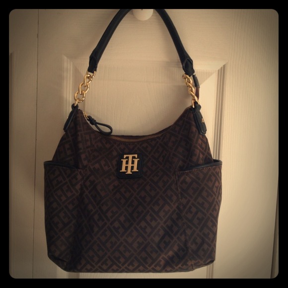 Tommy Hilfiger purse