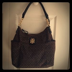 Tommy Hilfiger purse