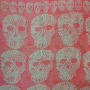 NWOT- Pink Skull Scarf