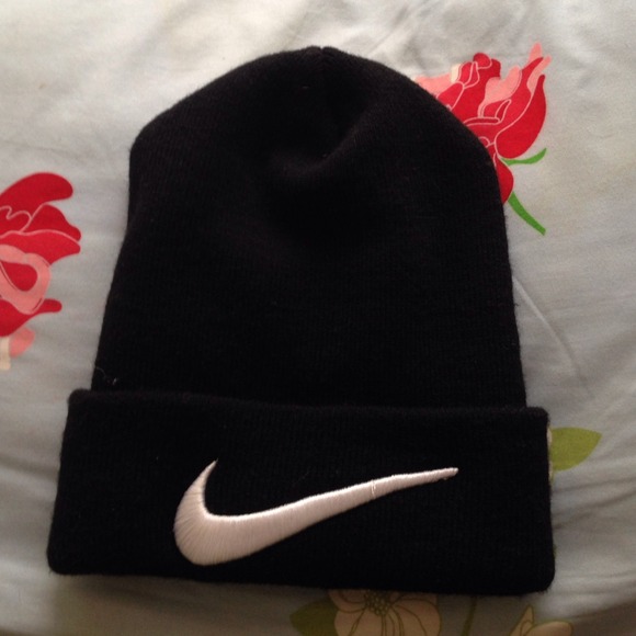 Nike beanie😍😍
