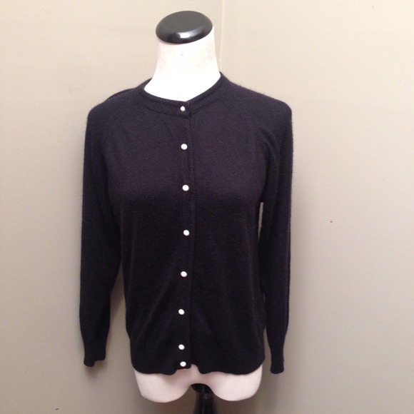 Vintage Super Soft Black Cardigan Sweater P M