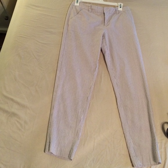 Marina brand size two Capri pants. - Picture 1 of 1