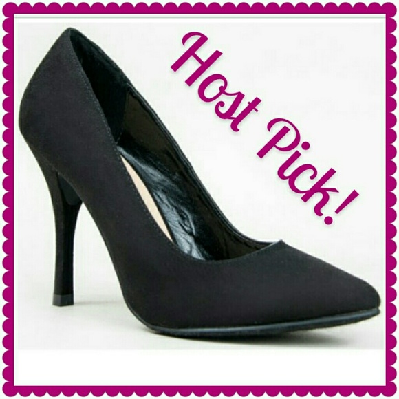 🎉 HP🎉  Black Suede-like Pointed Pumps