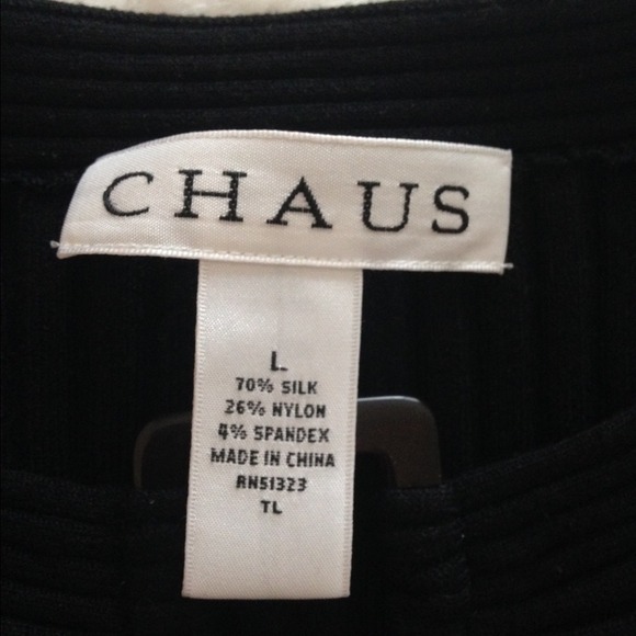 Chause Ribbed Keyhole Sweater - Picture 3 of 4