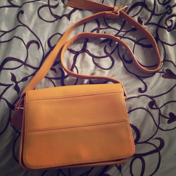 Vintage Leather Crossbody Handbag