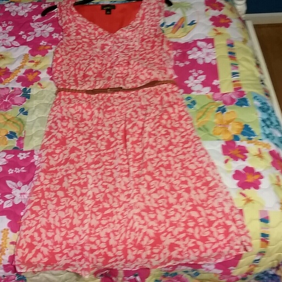 Adorable casual dress - Picture 1 of 3