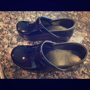 Dansko Black Patent Leather