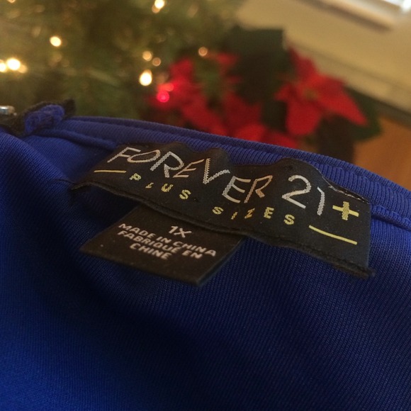 ⛔️ SOLD Forever 21 Plus Peplum 1x - Picture 2 of 4