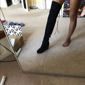 Fendi boots size 37 us7