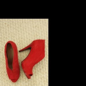 Nine West suede size 8 new