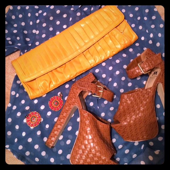 Mustard clutch