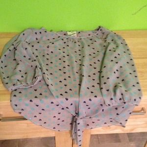 Gray shirt with light blue and dark blue hearts