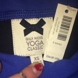 NWT Gilly Hicks full length yoga pant