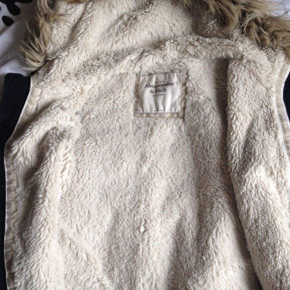 Sold 🚫🚫 - Picture 3 of 3