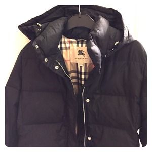 Burberry puffer jacket with hood (ON SALE!)