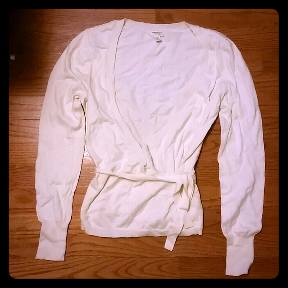 American Eagle knit top! - Picture 1 of 3